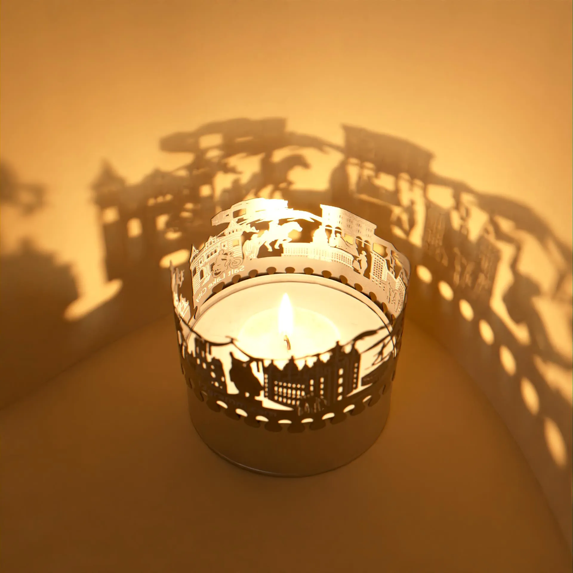 Salt Lake City – Schattenspiel mit Postkarte – Bild 2